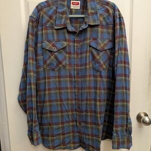 Wrangler Men's Multicolor Plaid Button-Down Shirt - XXL